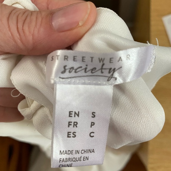 Flowy floral maxi dress - Picture 6 of 6